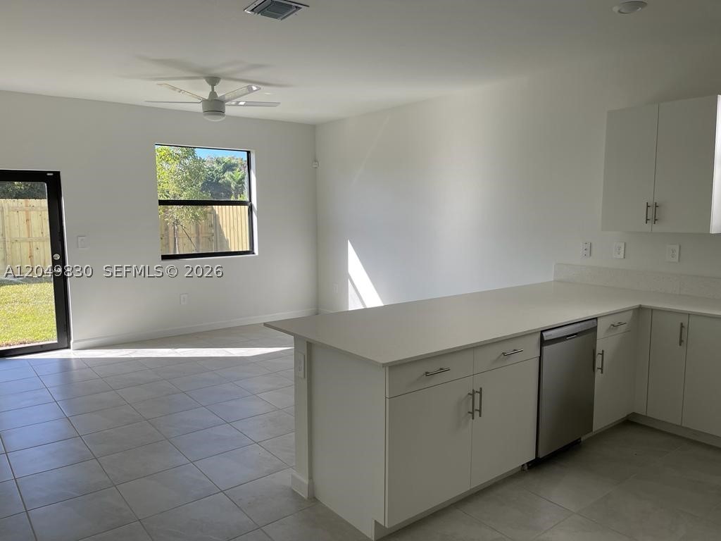 ESTATES AT SILVER PALM - Residential Lease
