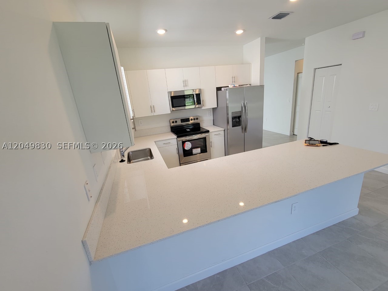 ESTATES AT SILVER PALM - Residential Lease