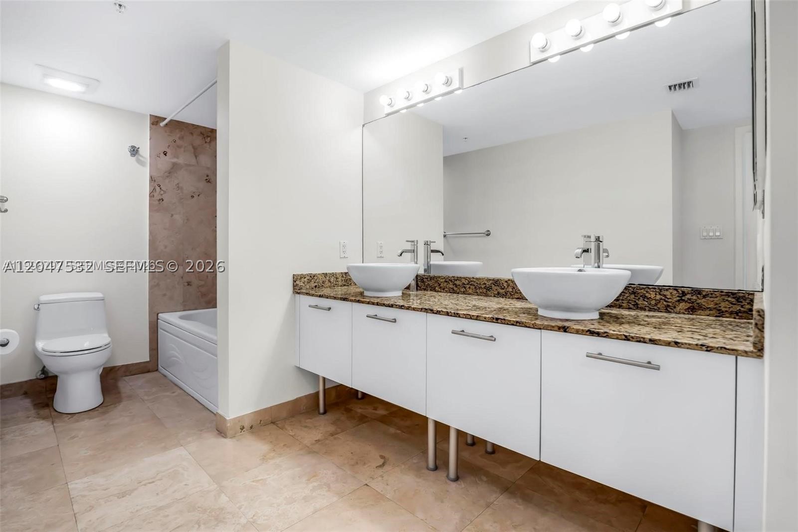 BRICKELL ON THE RIVER S T - Residential Lease