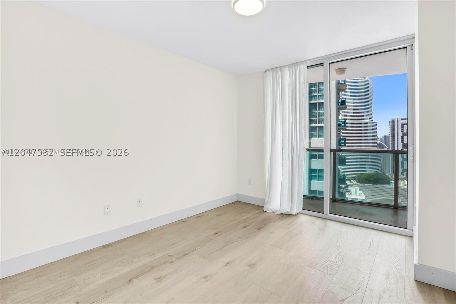 BRICKELL ON THE RIVER S T - Residential Lease