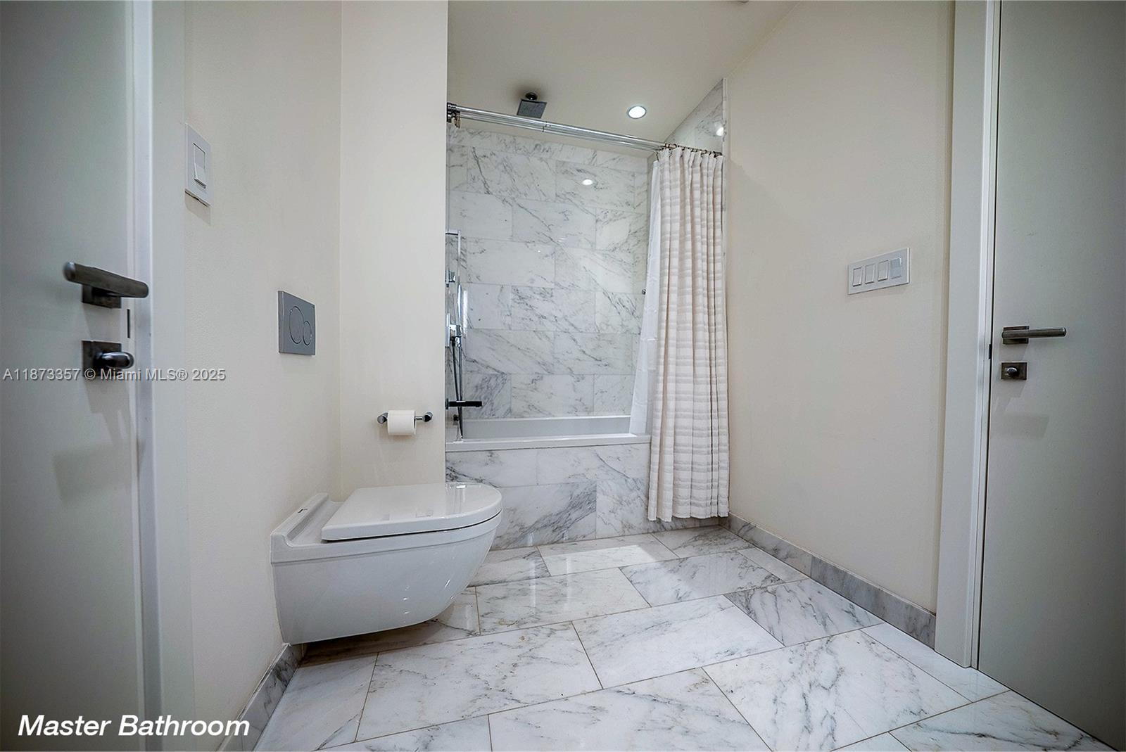 ECHO BRICKELL CONDO - Residential