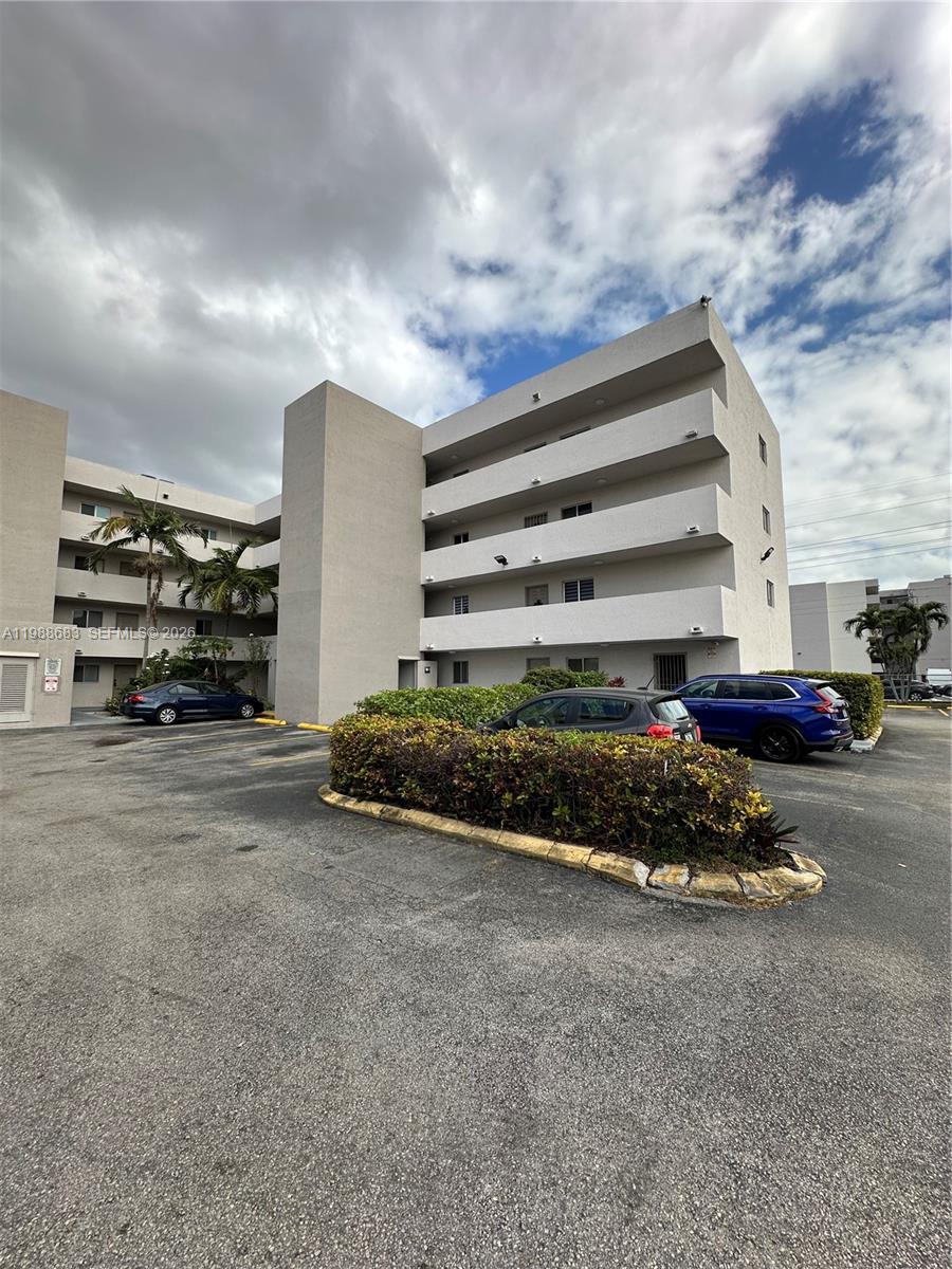 Spacious and centrally located 2-bedroom, 2-bath condo featuring an updated kitchen and beautifully renovated bathrooms. The unit includes essential appliances such as dishwasher, stove, refrigerator, and microwave, along with a private balcony for added comfort. Laundry facilities are conveniently located within the building. Includes one assigned parking space. Currently tenant-occupied with a very responsible and flexible tenant. Please do not disturb the tenant.