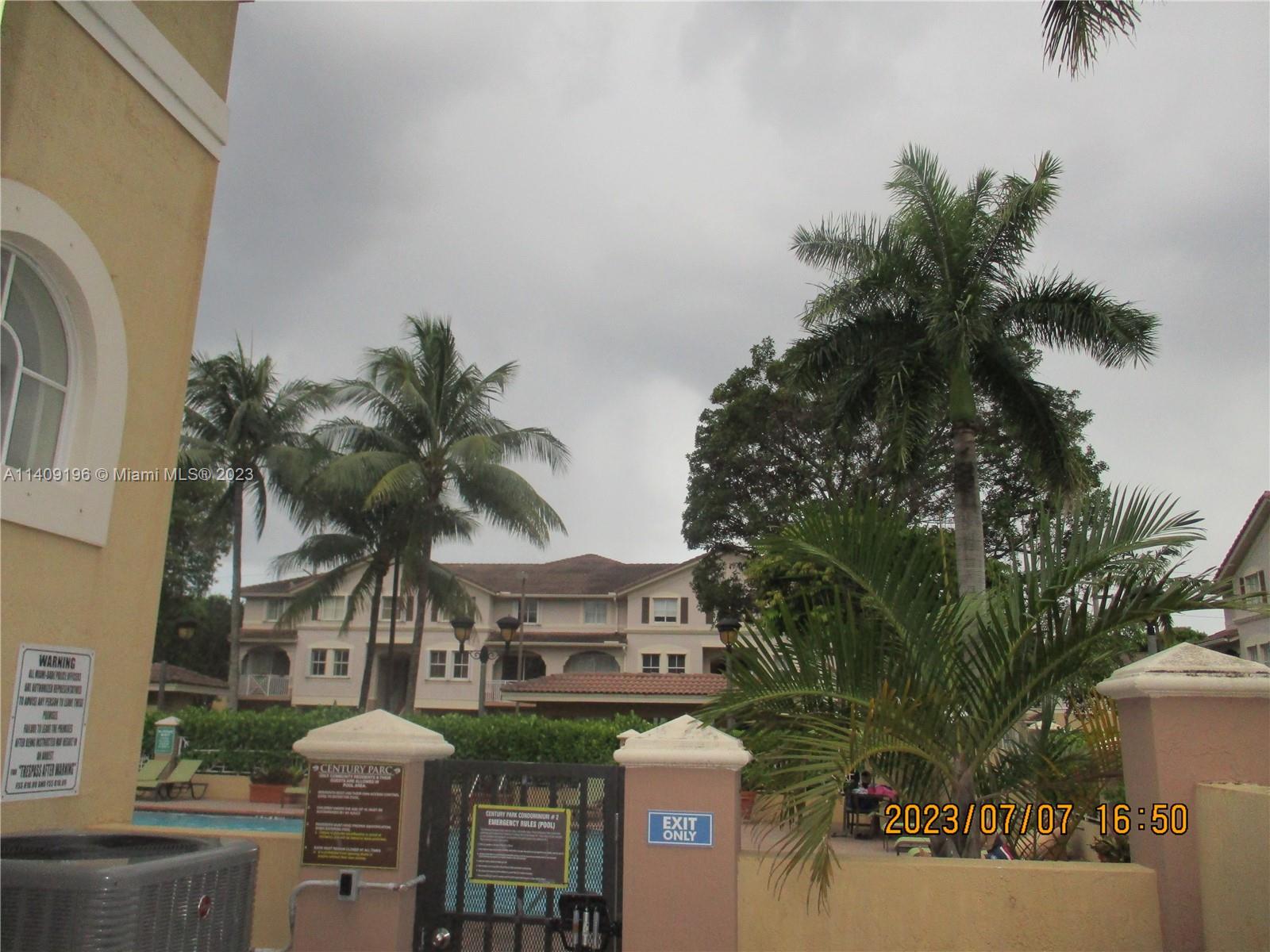 CENTURY PARK CONDO NO 2 - Residential Lease