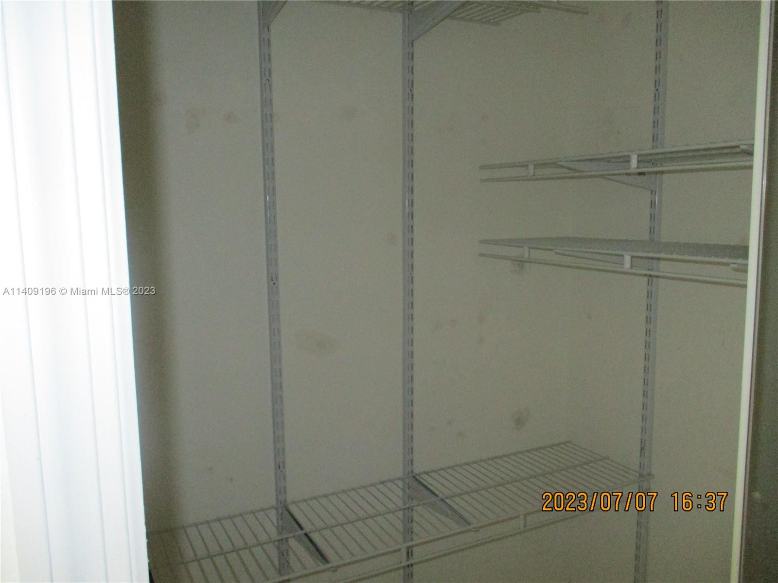 CENTURY PARK CONDO NO 2 - Residential Lease