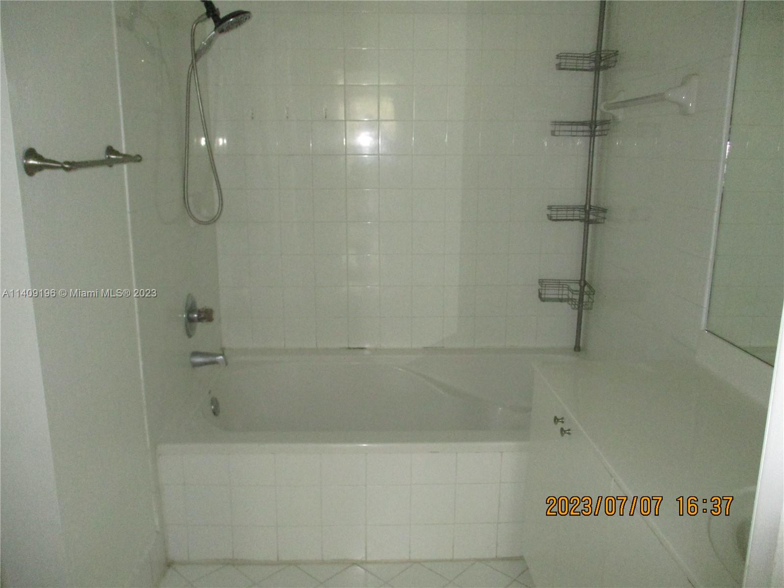 CENTURY PARK CONDO NO 2 - Residential Lease