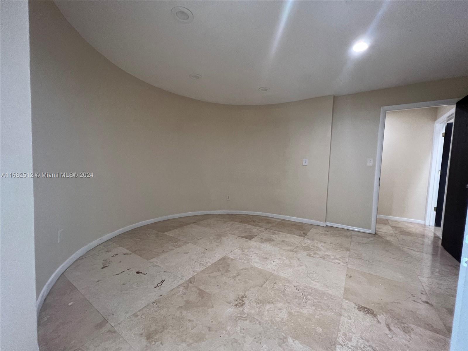 SILVER BLUFF EST SEC C - Residential Lease