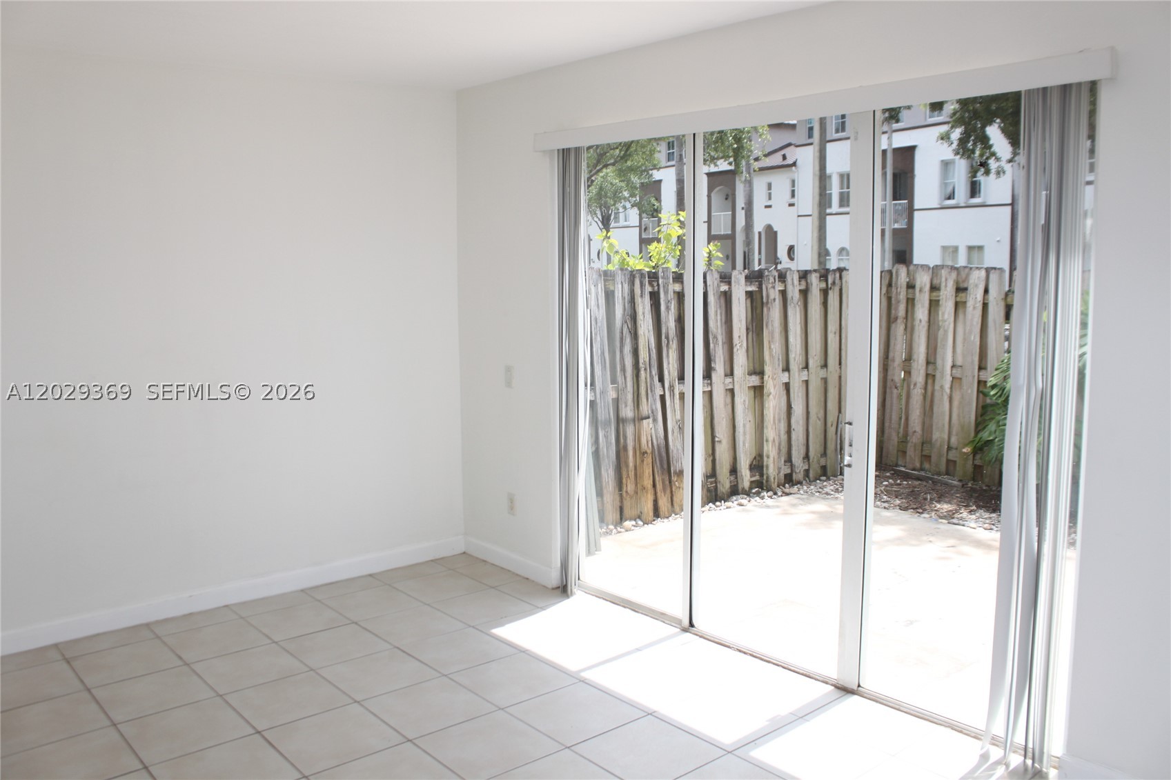 VILLAS AT NAUTICA TWO CON - Residential