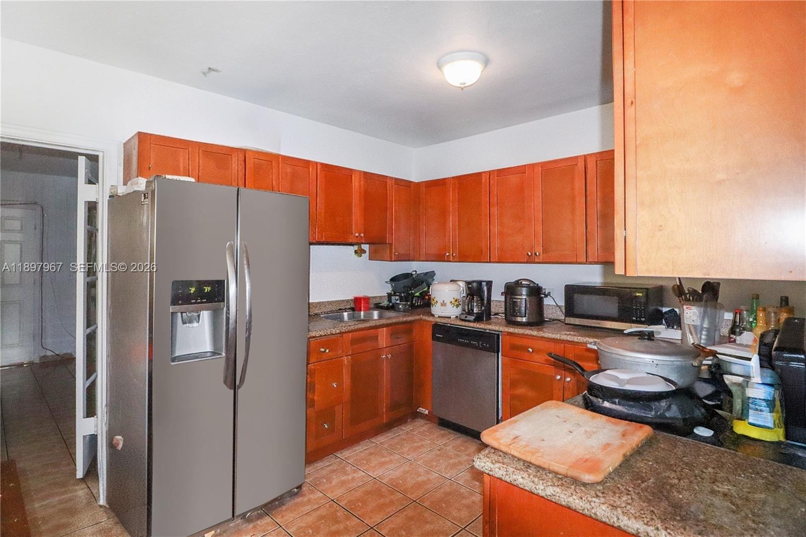 HOUSTON HEIGHTS - Residential Income