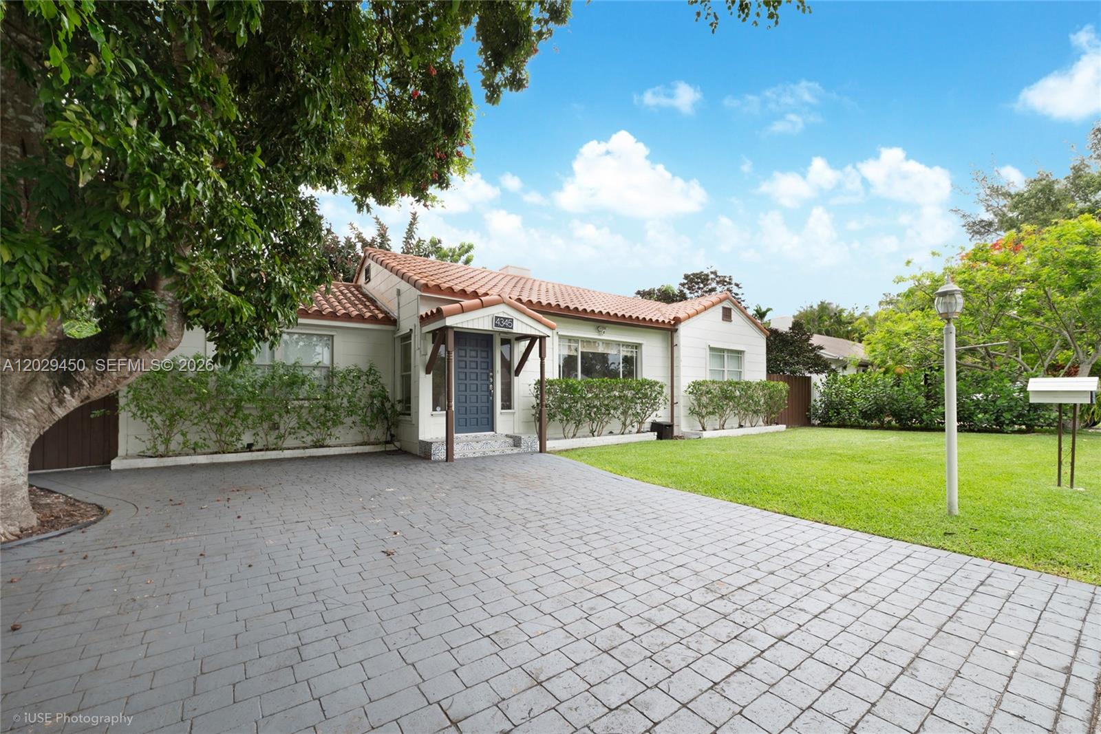 TRIANA - Residential