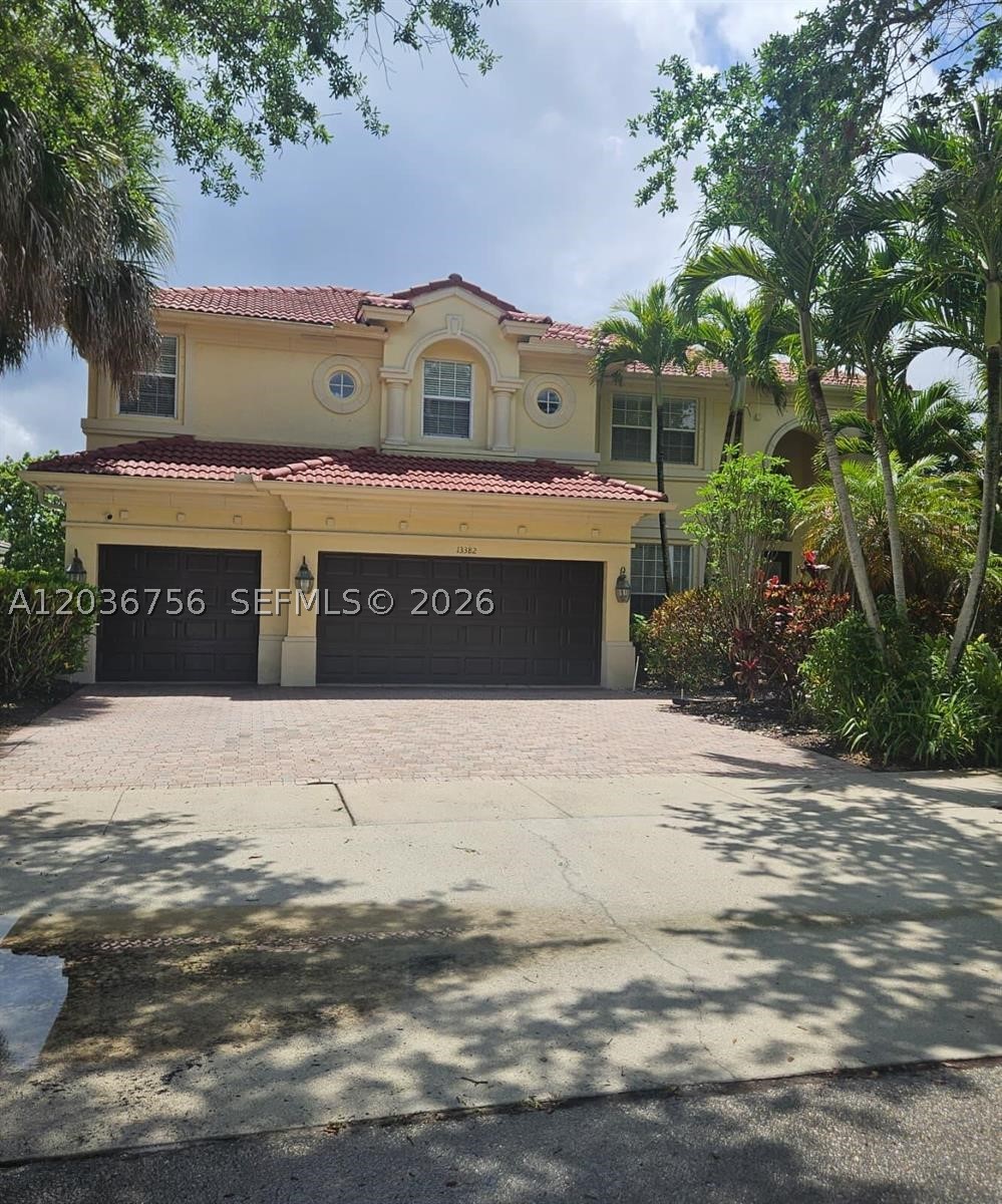 COUNTRY GLEN - Residential Lease