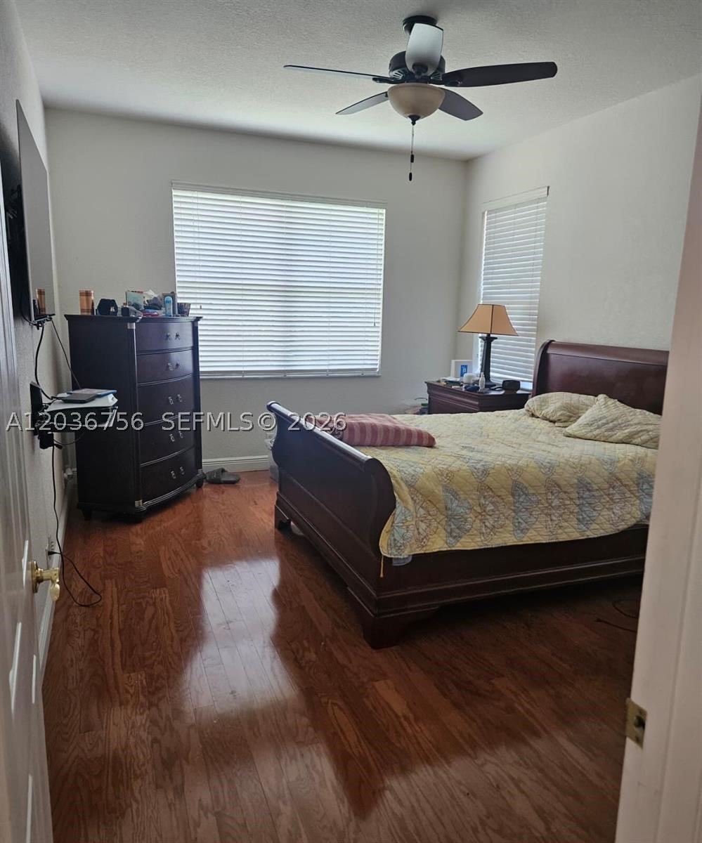 COUNTRY GLEN - Residential Lease
