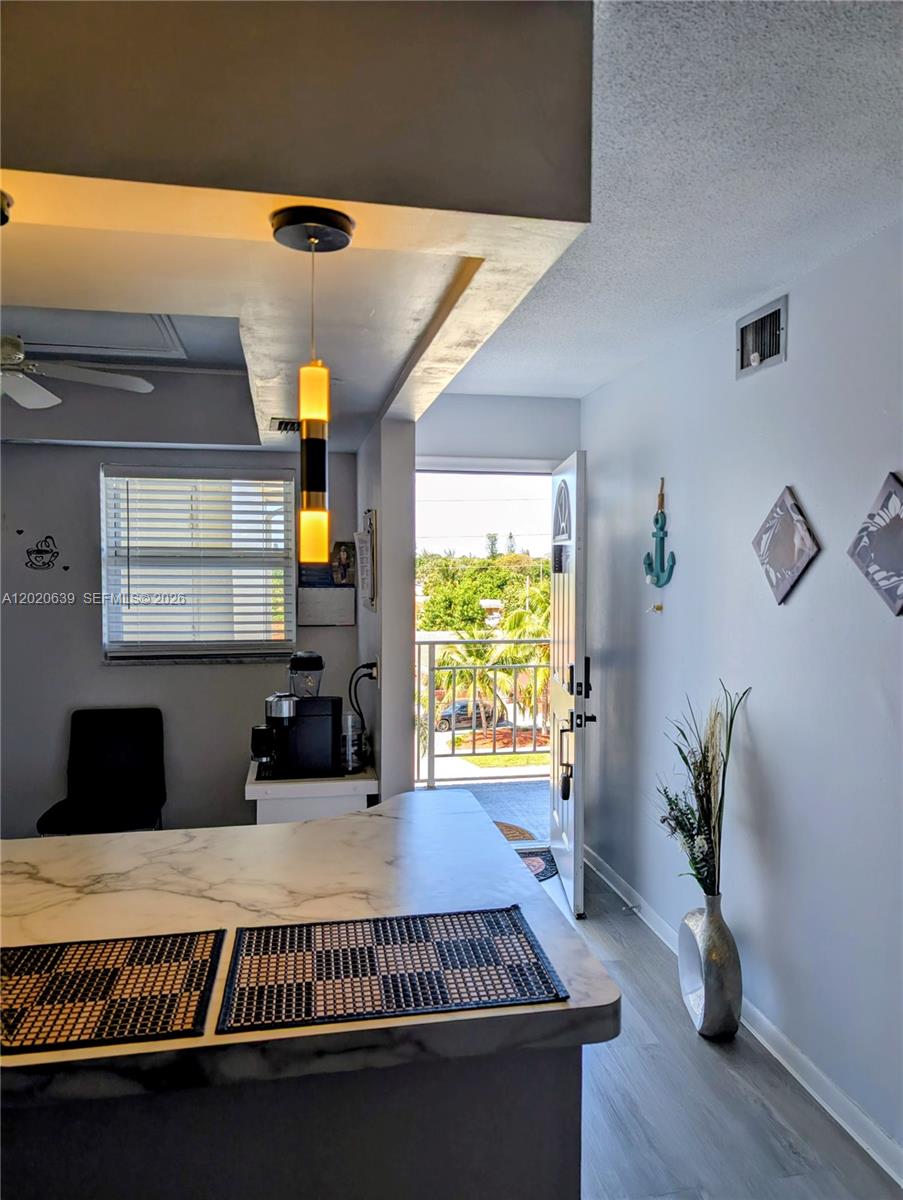 VILLAGE ROYALE ON THE GRE - Residential