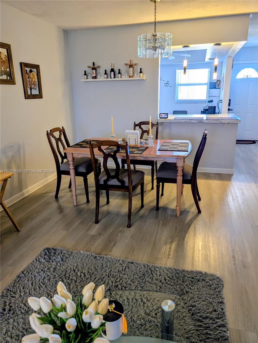 VILLAGE ROYALE ON THE GRE - Residential