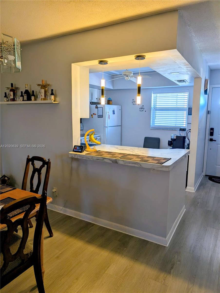 VILLAGE ROYALE ON THE GRE - Residential