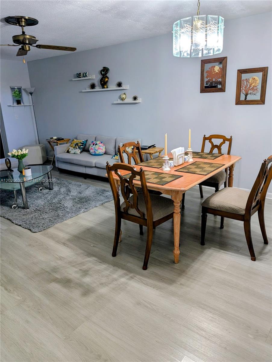 VILLAGE ROYALE ON THE GRE - Residential