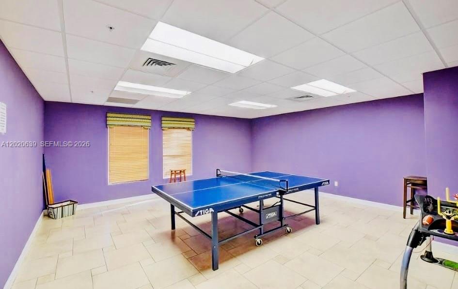 VILLAGE ROYALE ON THE GRE - Residential