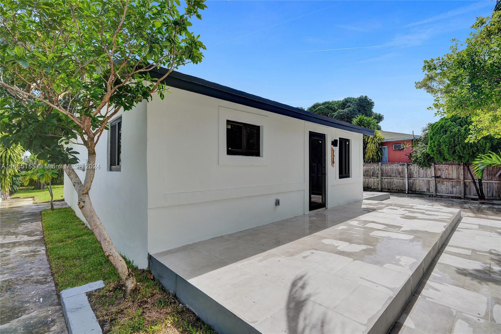 2ND ADDN TO LAWNDALE - Residential