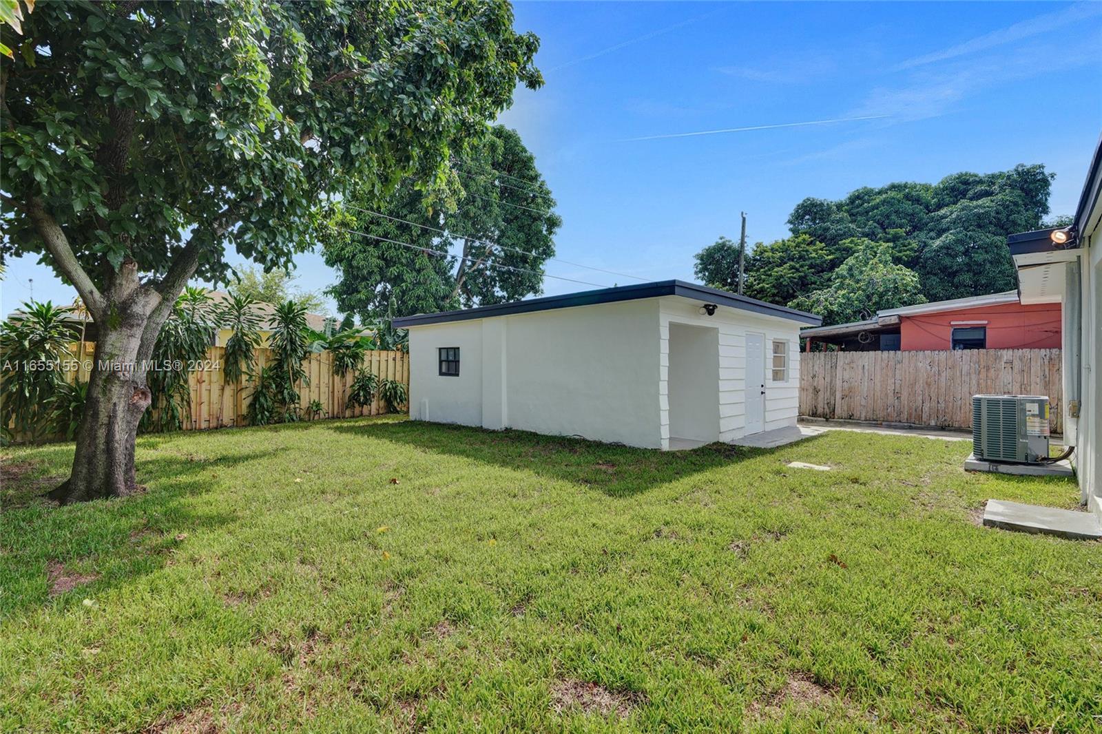 2ND ADDN TO LAWNDALE - Residential