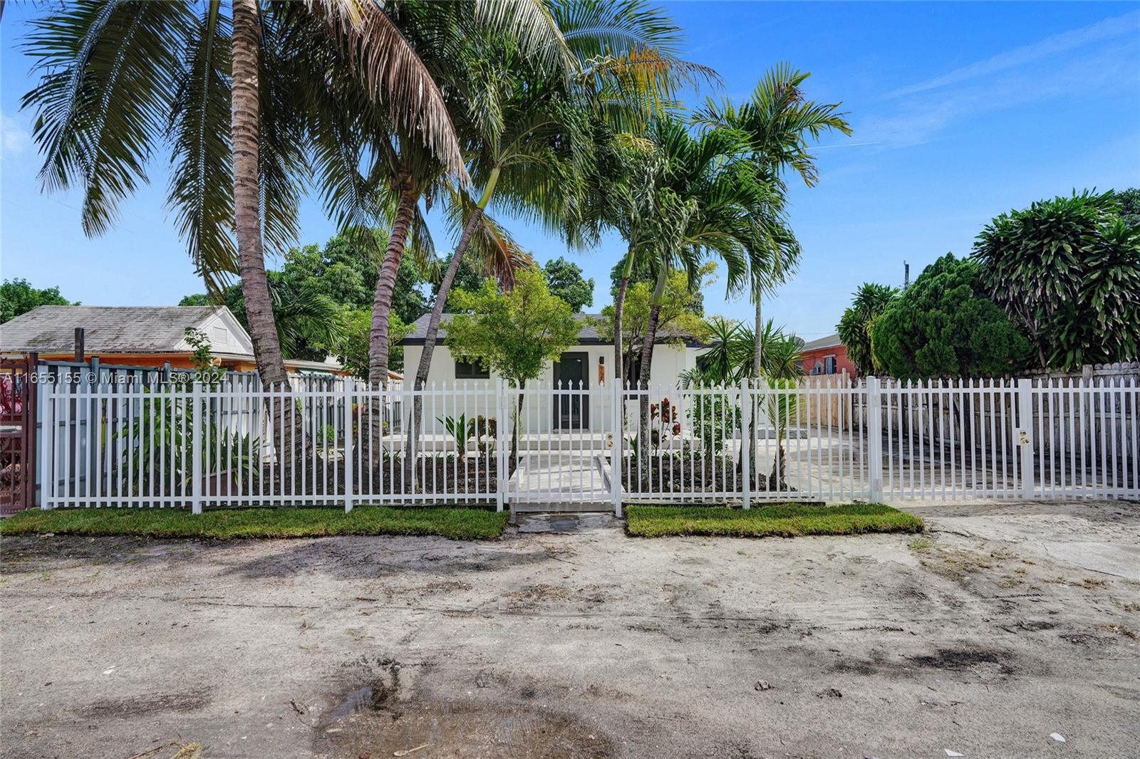 2ND ADDN TO LAWNDALE - Residential