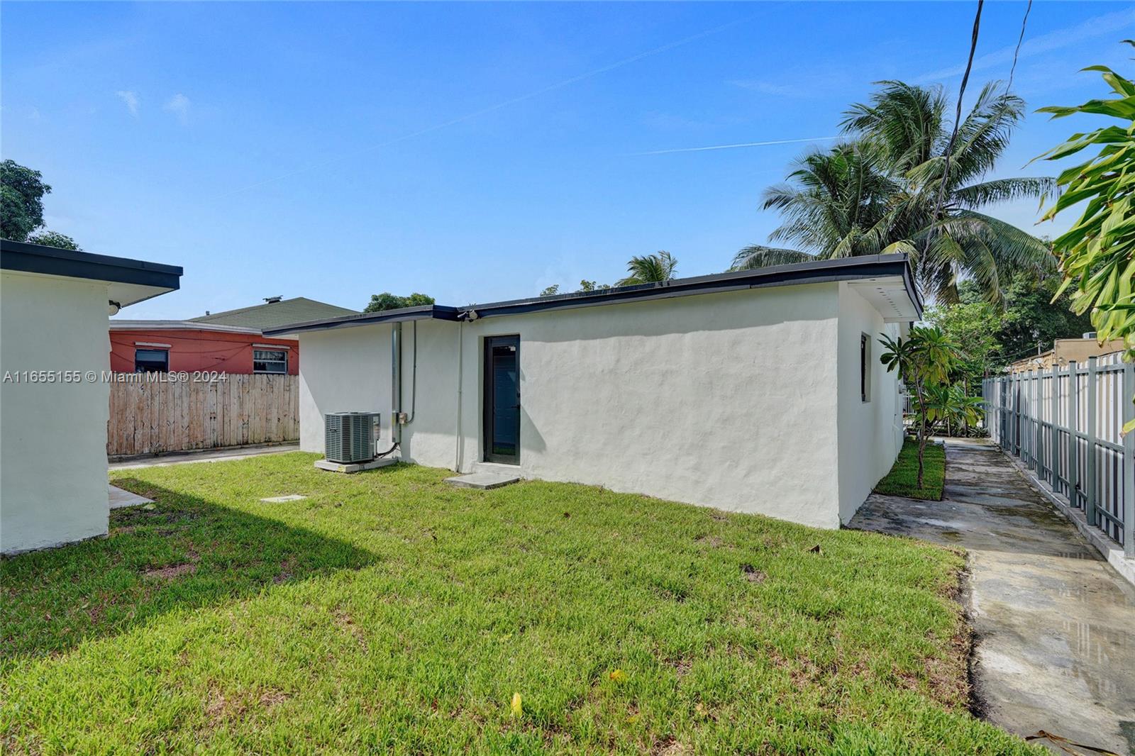 2ND ADDN TO LAWNDALE - Residential