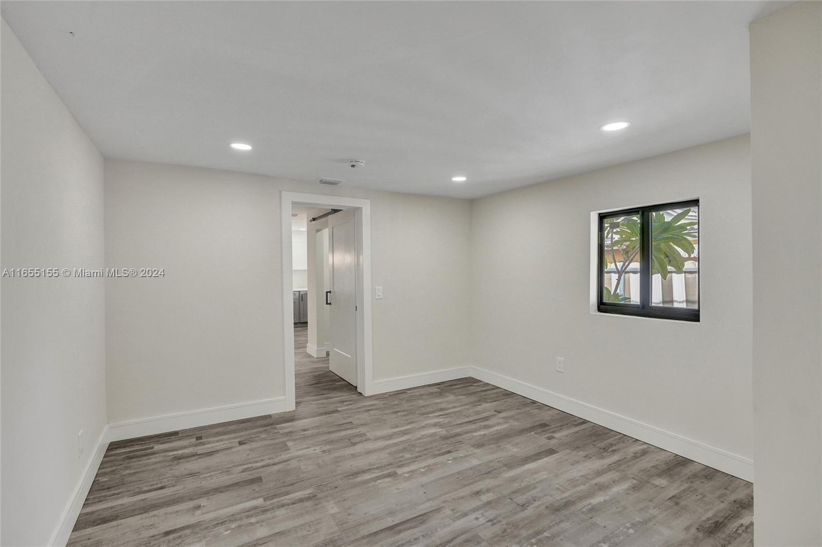 2ND ADDN TO LAWNDALE - Residential
