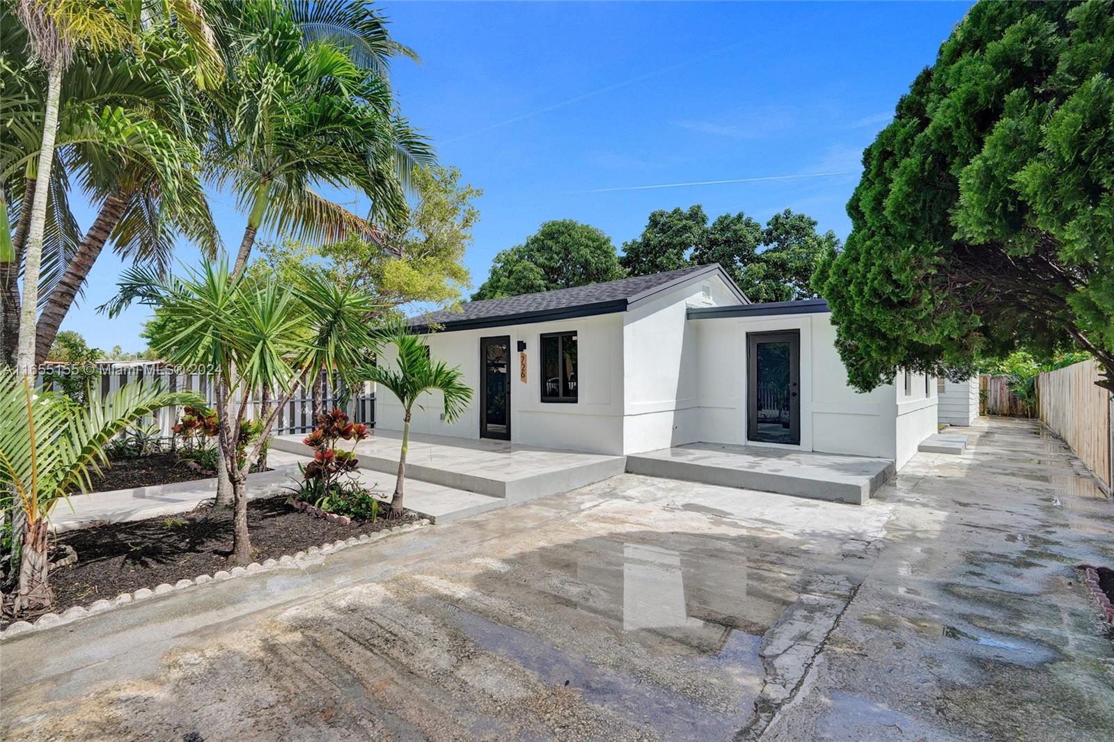2ND ADDN TO LAWNDALE - Residential