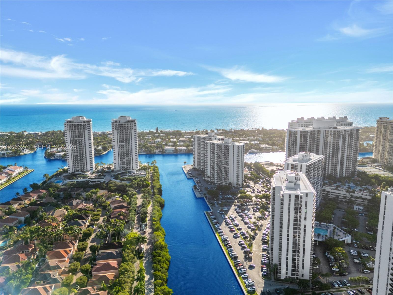 FLAMENCO CONDO TOWER I - Residential