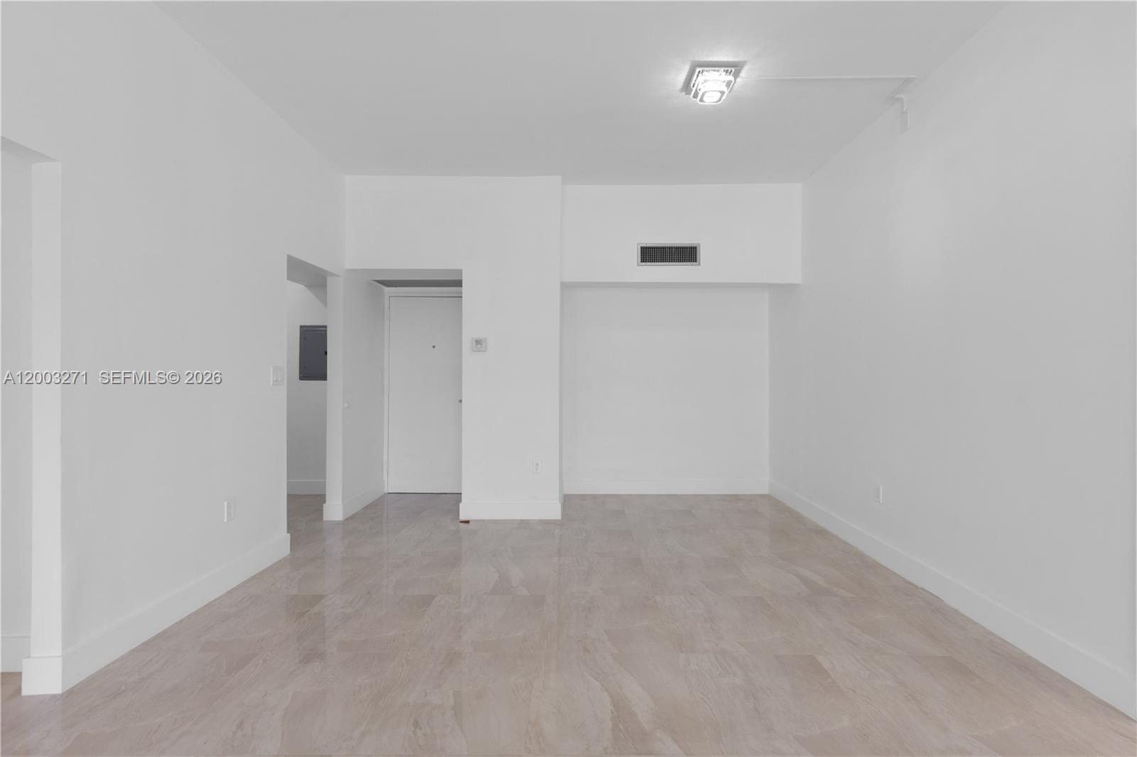 FLAMENCO CONDO TOWER I - Residential