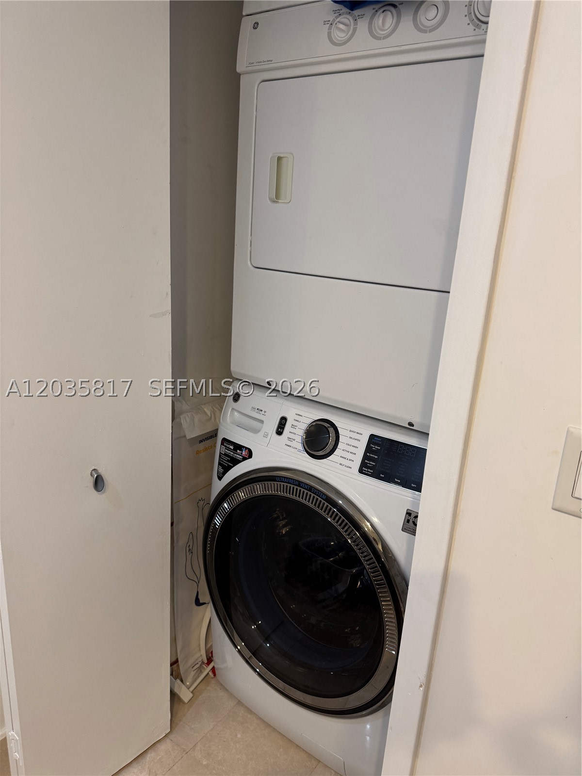JADE OCEAN CONDO - Residential Lease