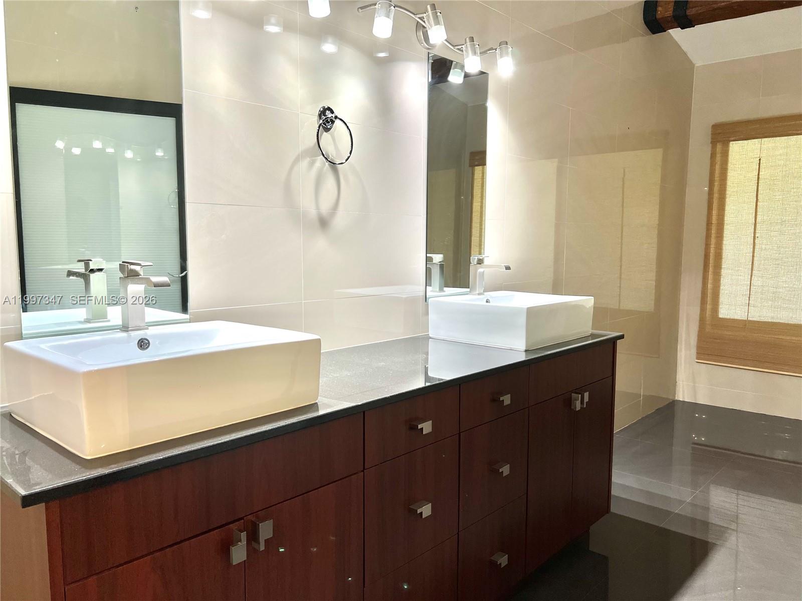 DORAL COLONY PHASE I - Residential Lease