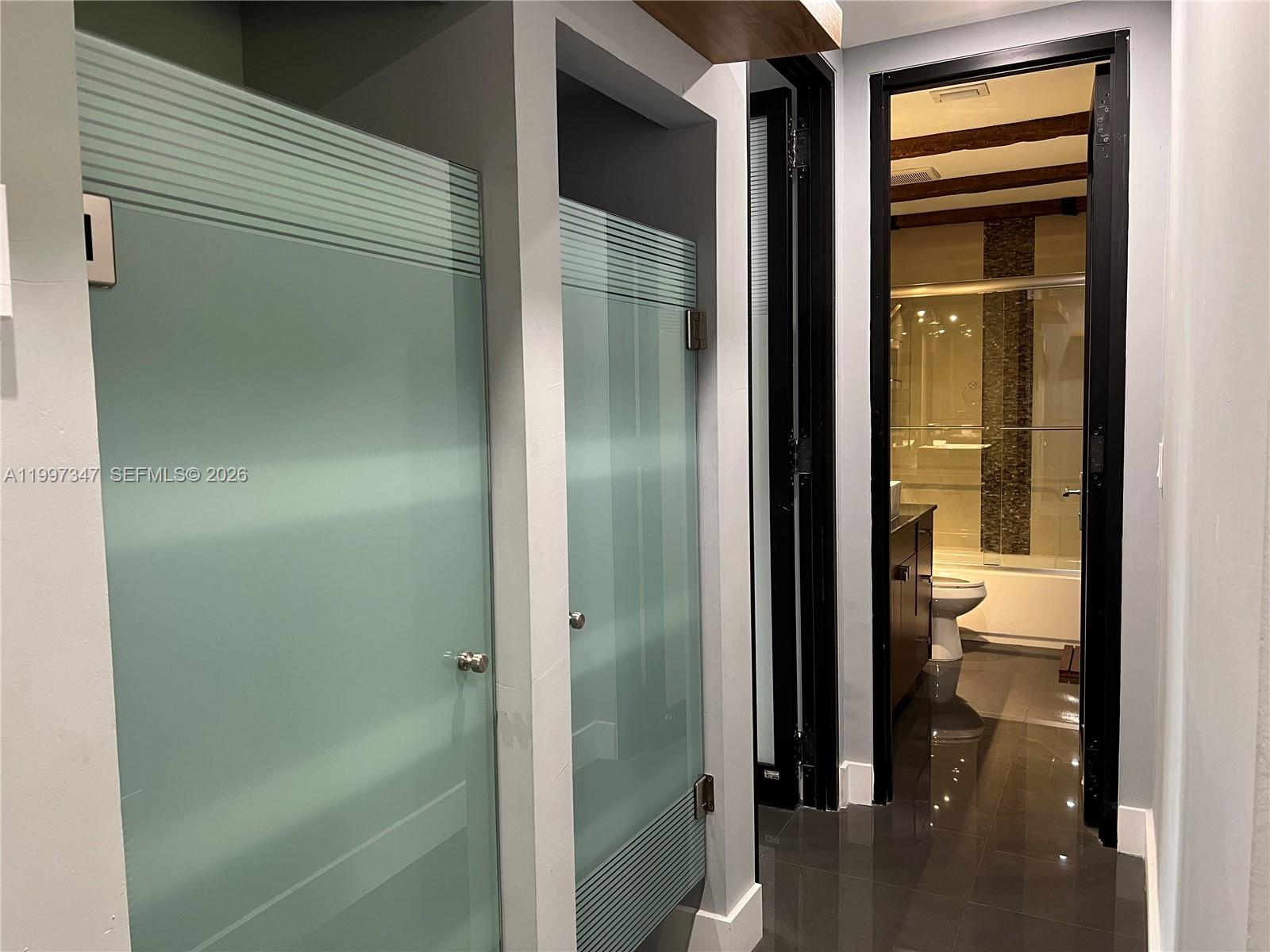 DORAL COLONY PHASE I - Residential Lease