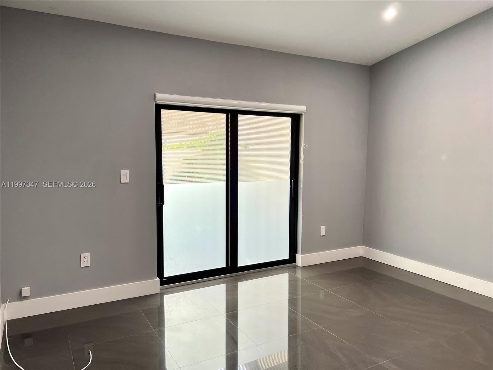 DORAL COLONY PHASE I - Residential Lease