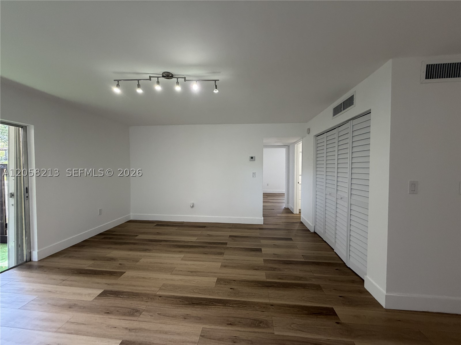 SPANISH TRACE CONDO - Residential
