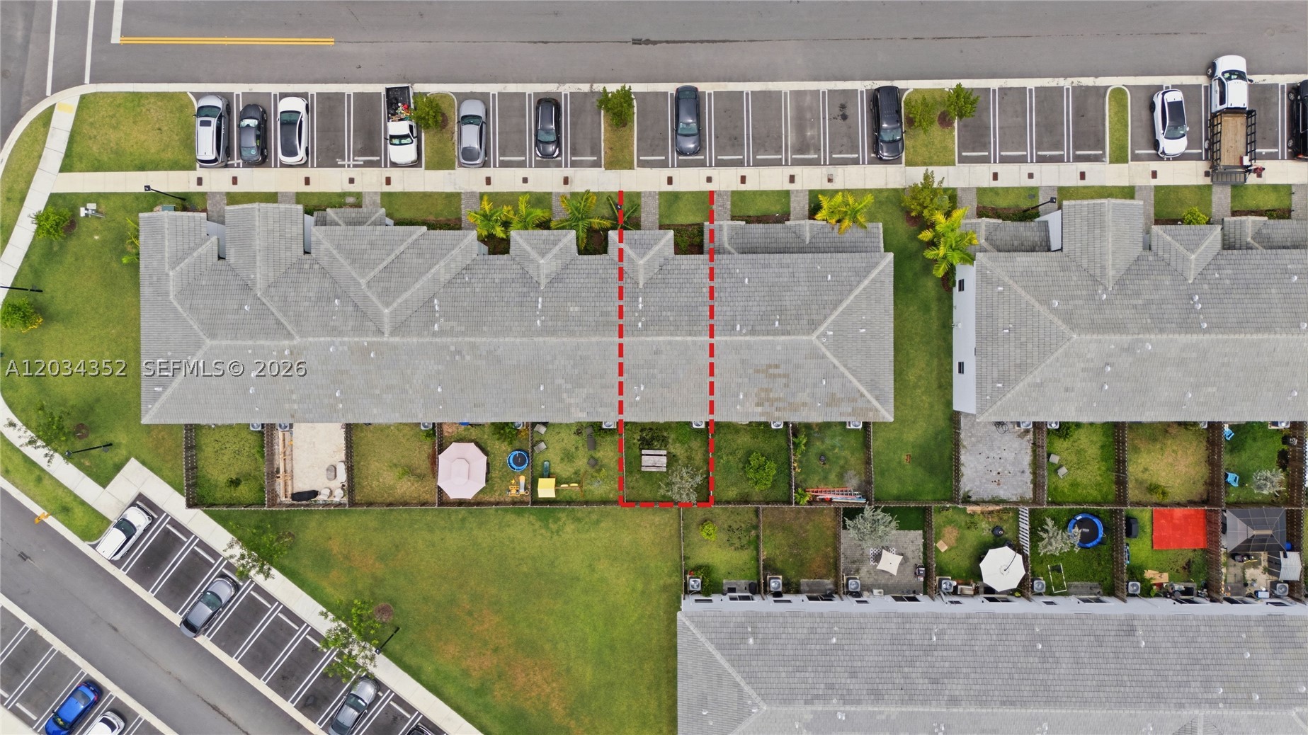CEDAR POINTE - Residential