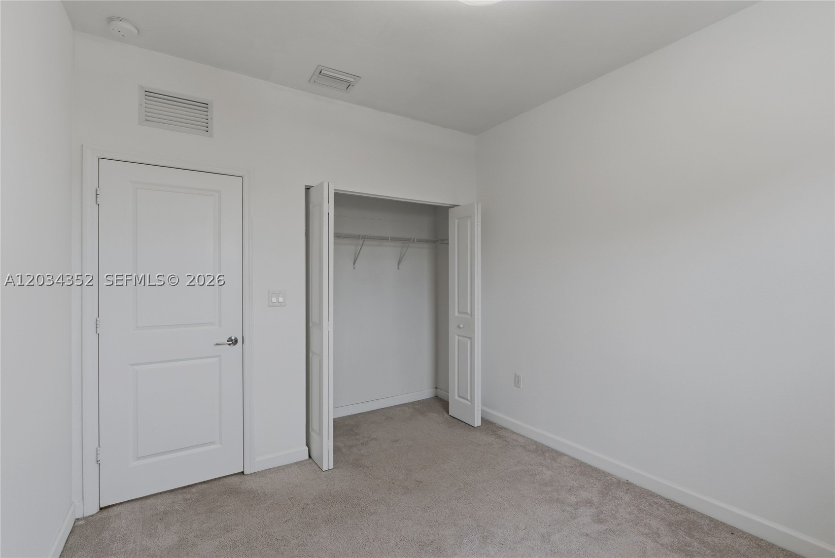 CEDAR POINTE - Residential