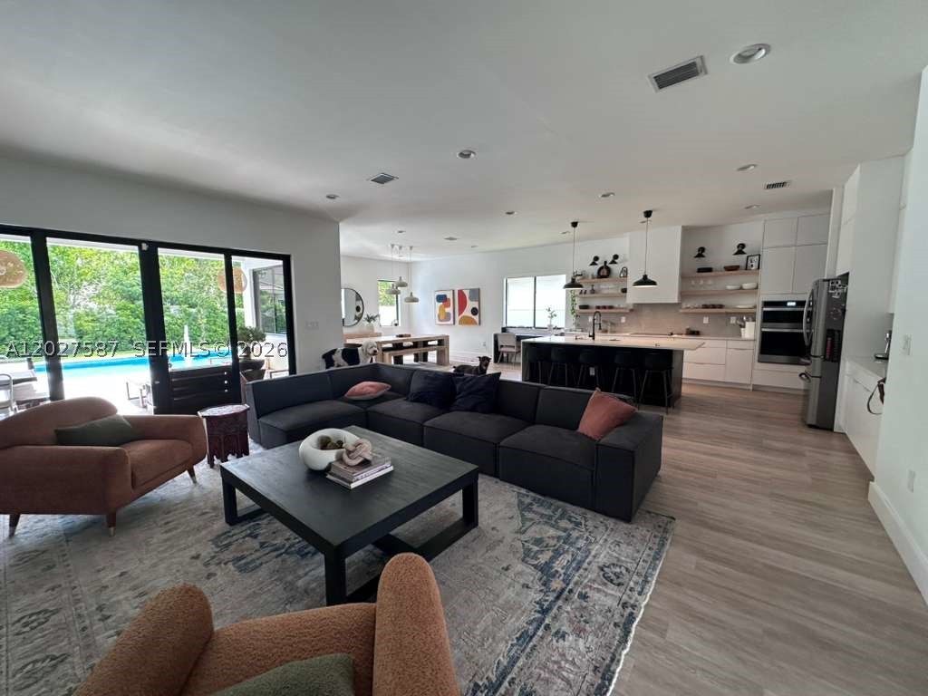 TUSCAN ISLES - Residential
