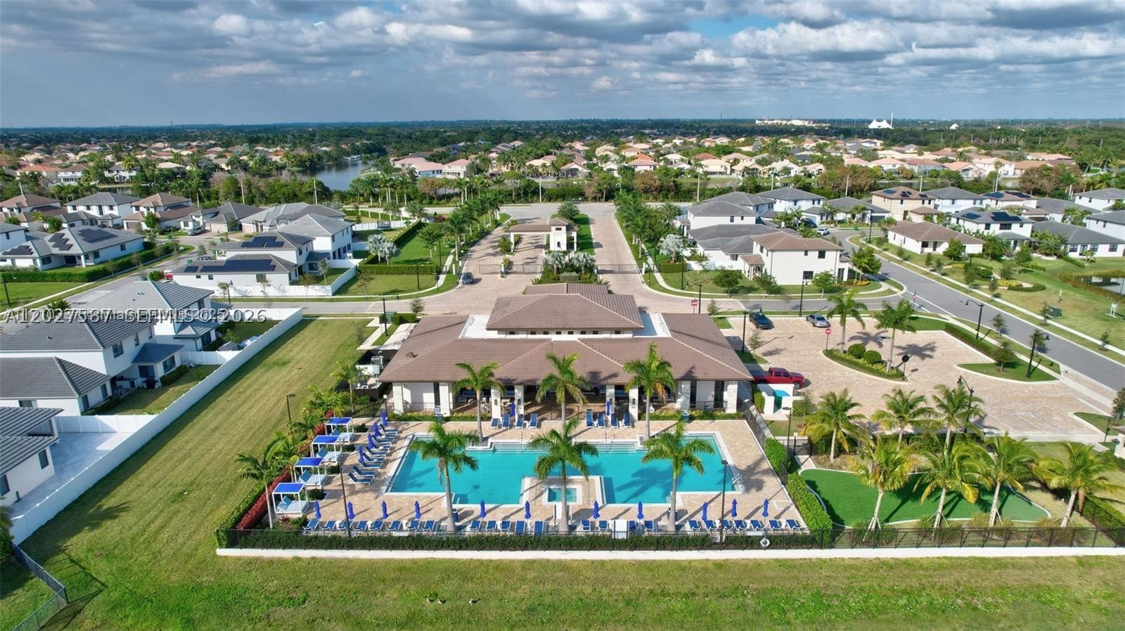 TUSCAN ISLES - Residential