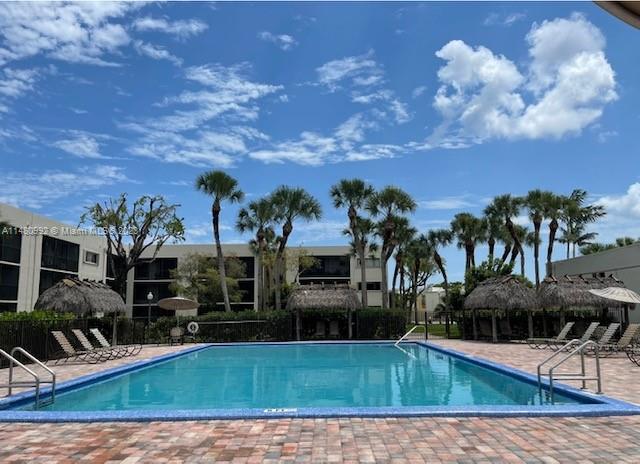 THE HORIZONS CONDO #4 - Residential Lease