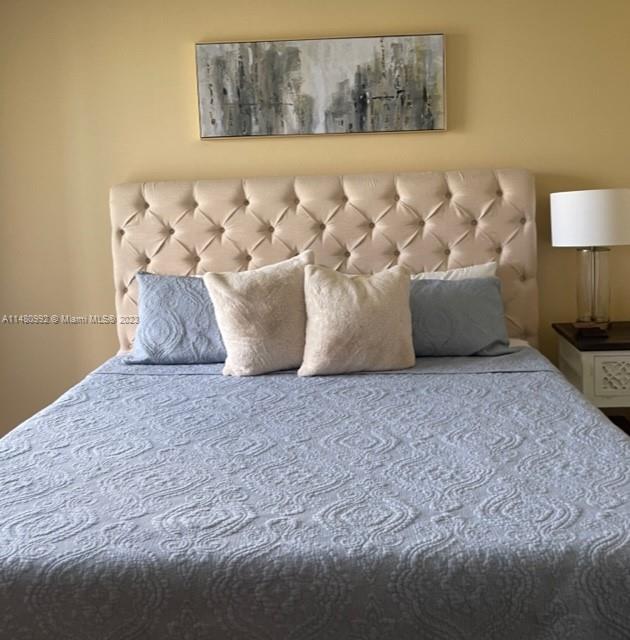 THE HORIZONS CONDO #4 - Residential Lease