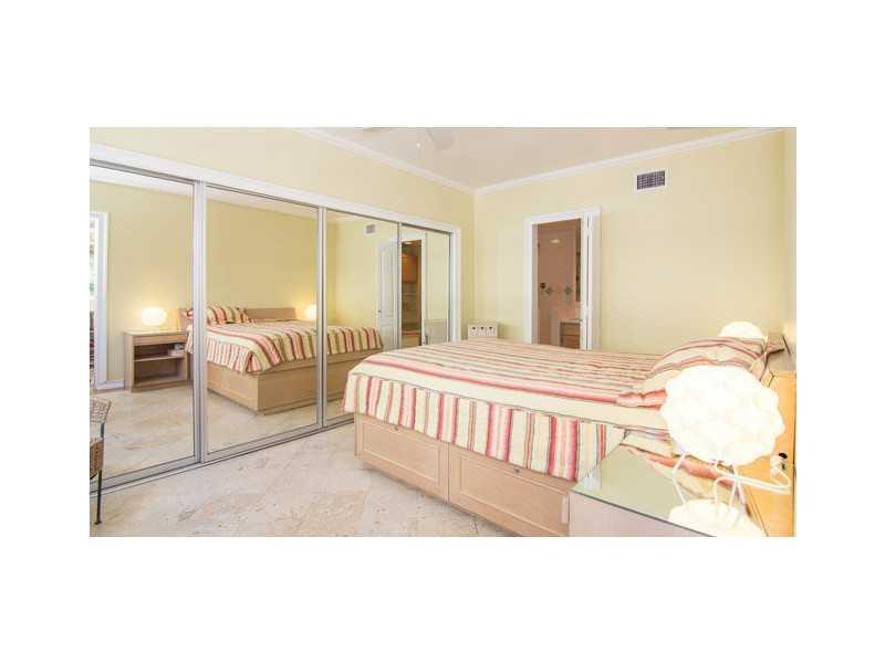 1390 OCEAN DRIVE CONDO - Residential Lease