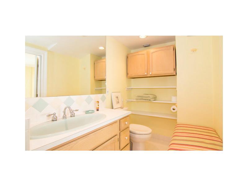 1390 OCEAN DRIVE CONDO - Residential Lease