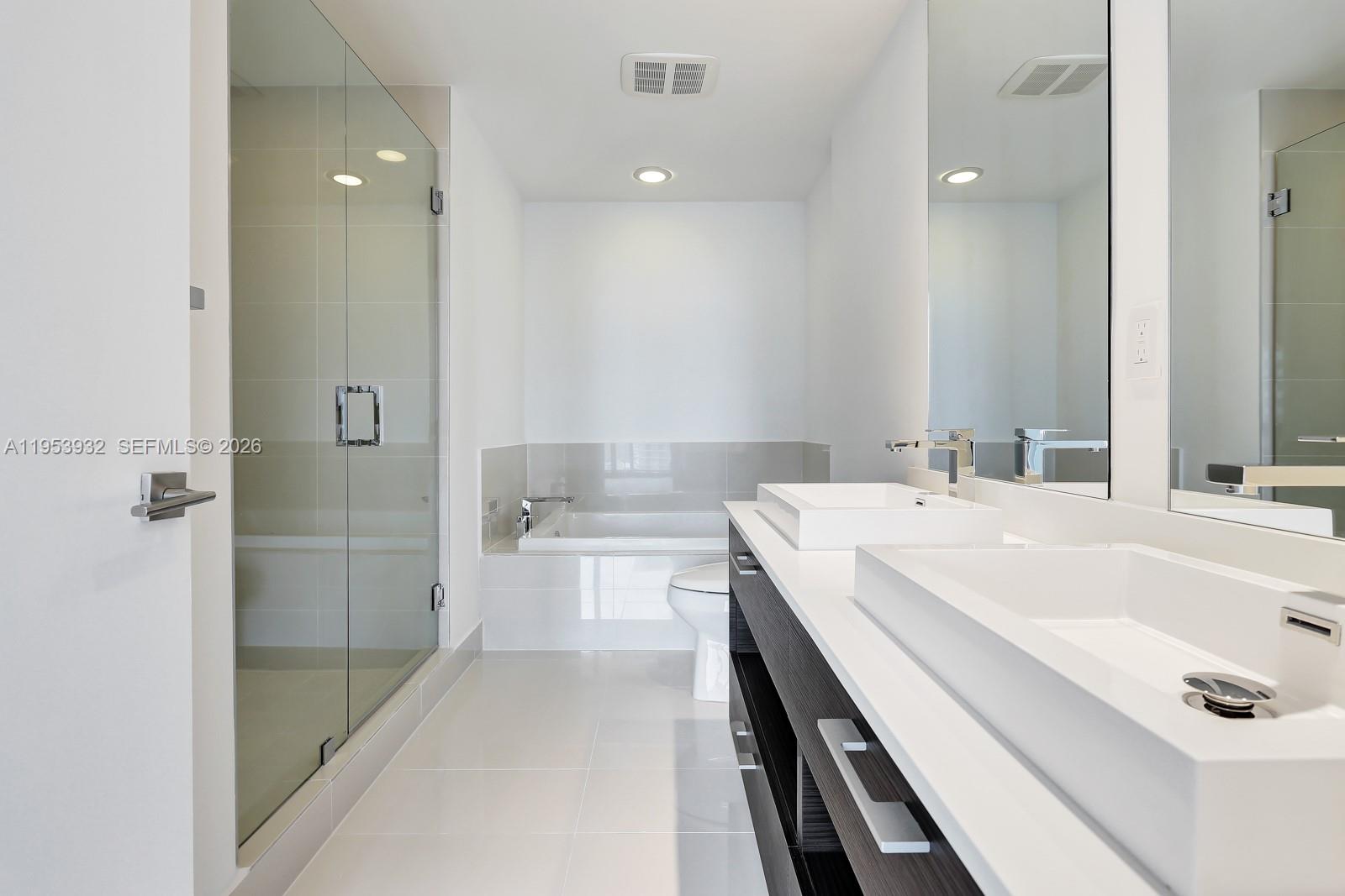 BRICKELL HEIGHTS EAST CON - Residential
