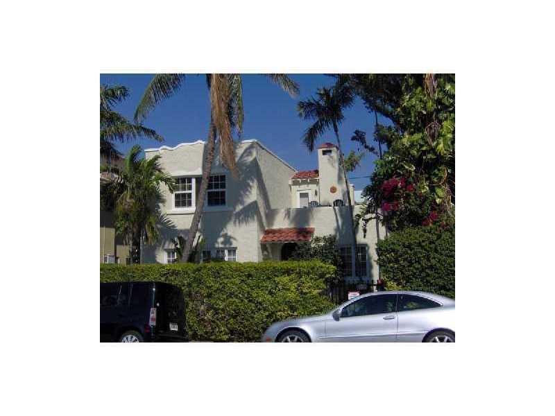Beautiful 2 bedroom in the heart of South Beach and just steps from Lincoln Rd.  Includes Washer/dryer, dishwasher, Fridge, stainless steel appliances, gas stove, and a yard that is shared with the house in back.  This one wont last! Also available furnis hed (negotiable)