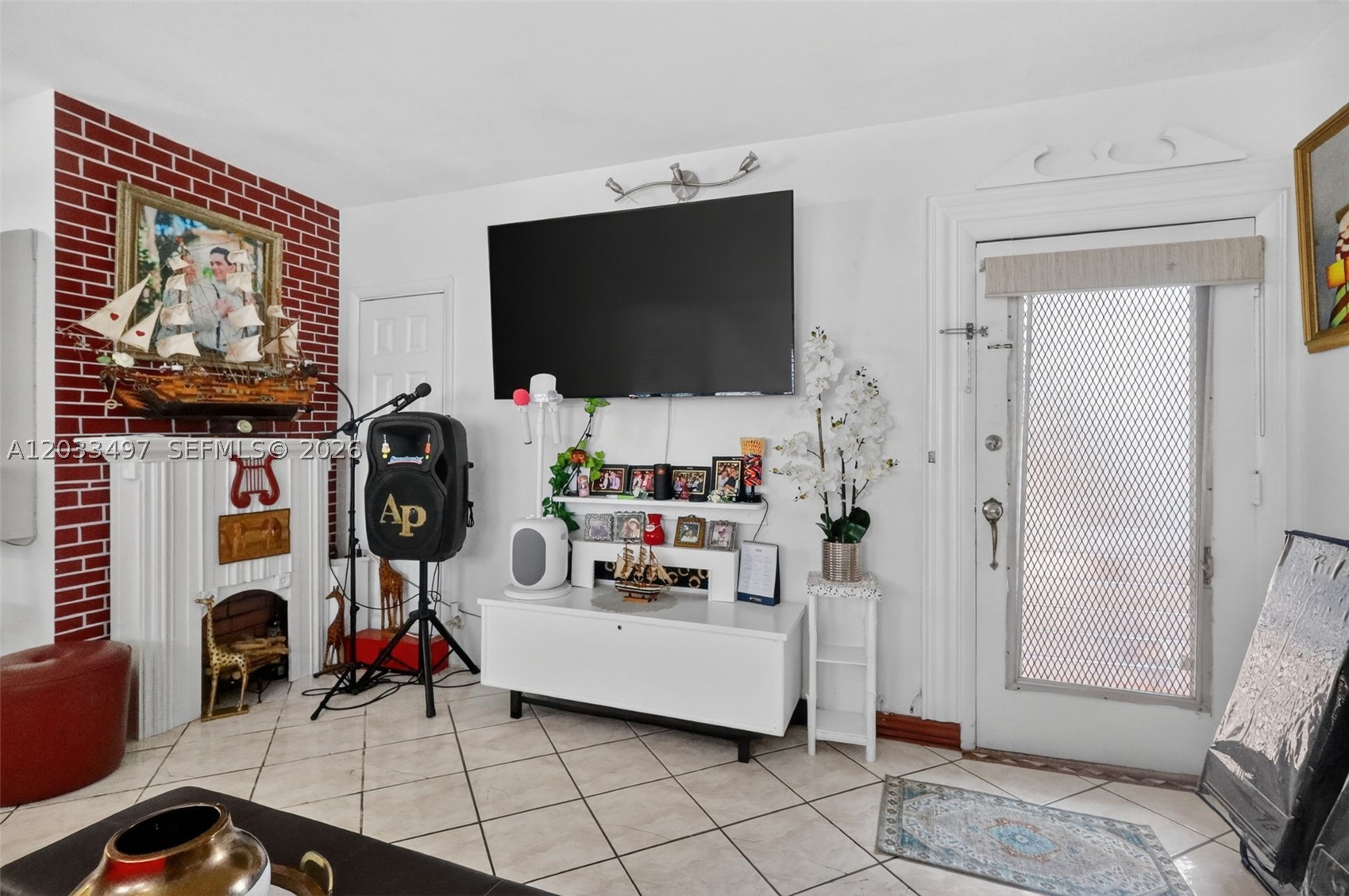 AMERICAN GARDENS CONDO - Residential