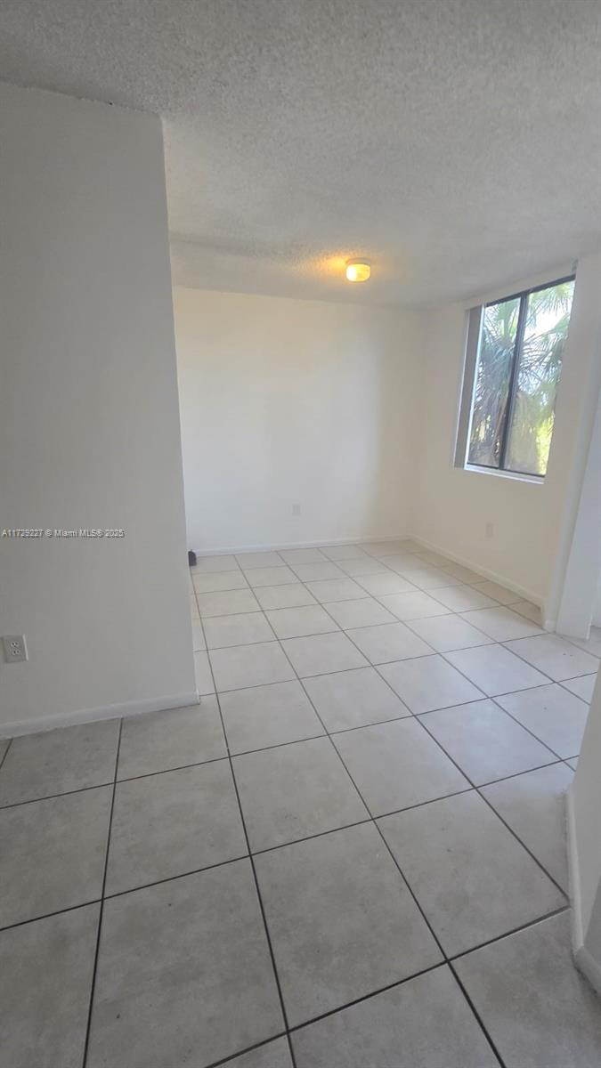 VERABELLA FALLS CONDO - Residential Lease