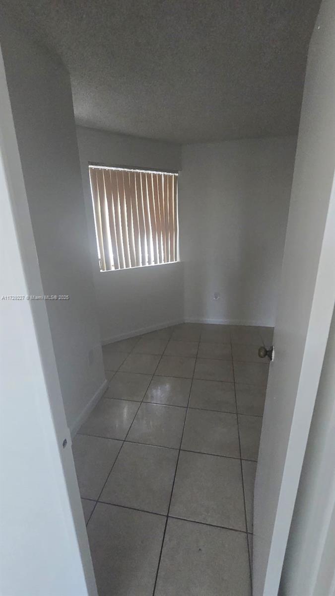 VERABELLA FALLS CONDO - Residential Lease