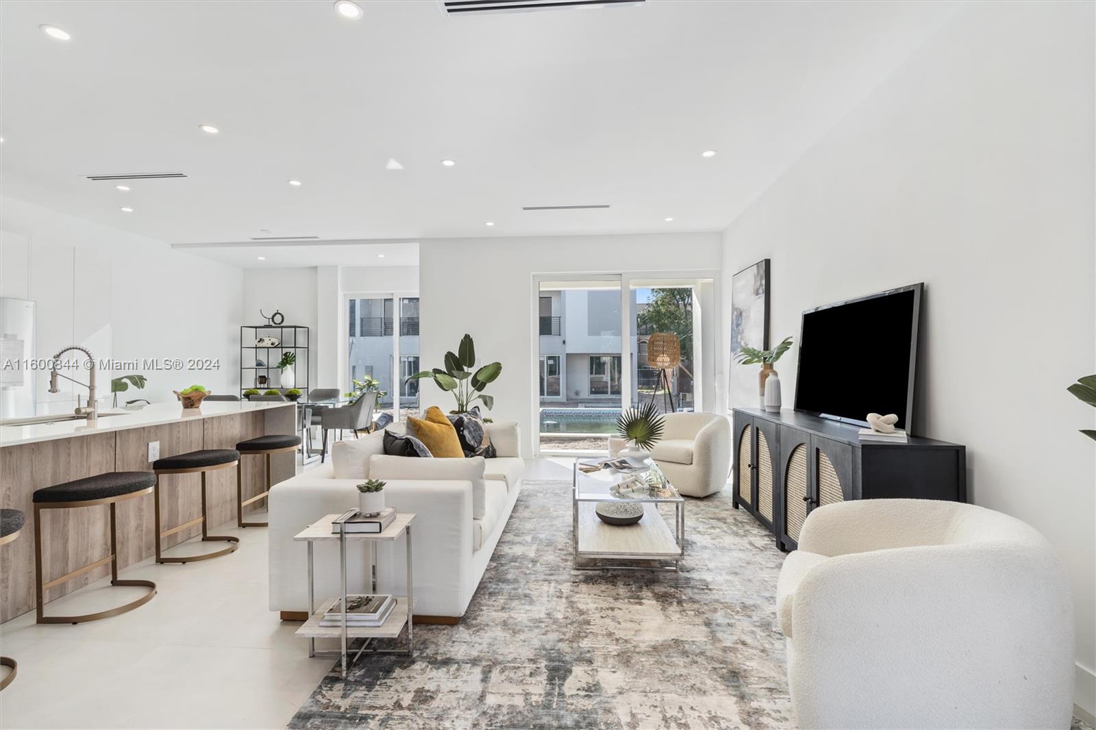 SANTA BARBARA ESTATES - Residential