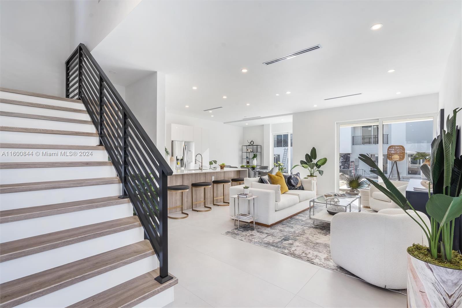 SANTA BARBARA ESTATES - Residential