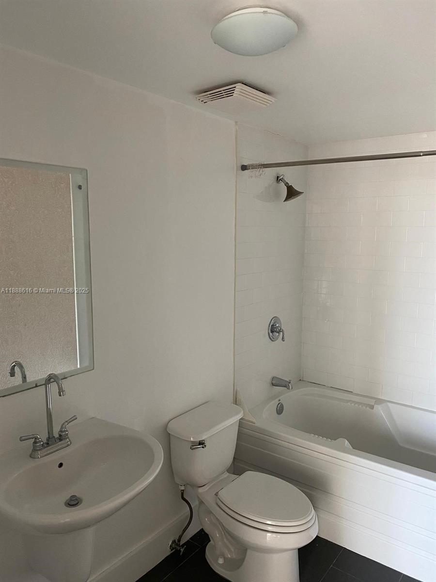 NEO VERTIKA CONDO - Residential Lease