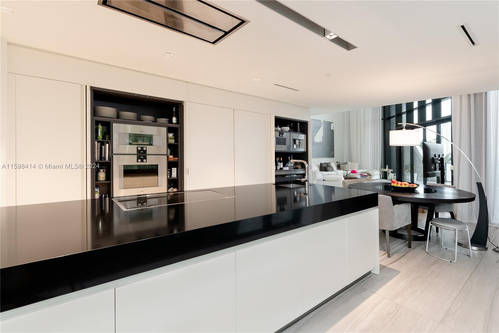 ONE THOUSAND MUSEUM CONDO - Residential